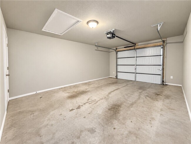 Building Photo - 1703 E Central St