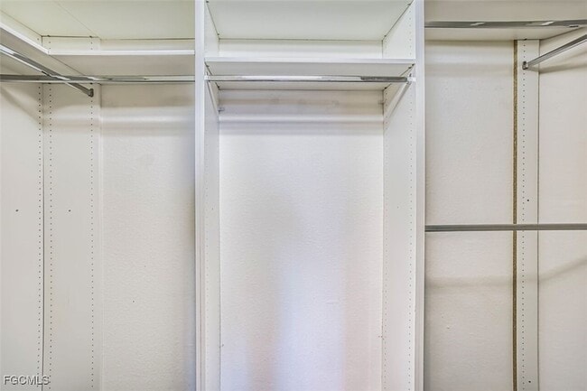 Building Photo - 3071 Meandering Way