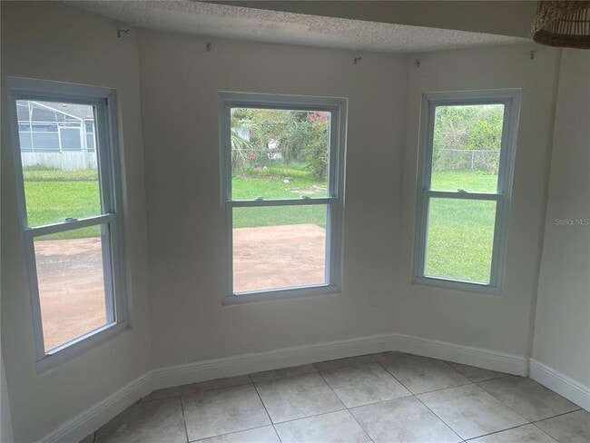 Building Photo - 820 Blanc Ct
