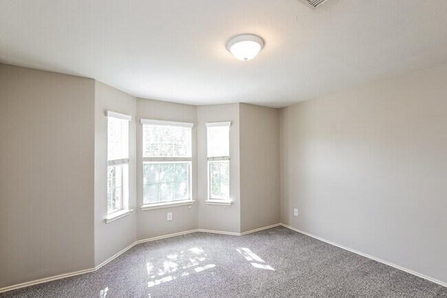 Building Photo - 24014 Blossom Crest Ln