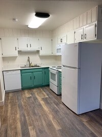 Building Photo - 2 Bdrm 1 Ba | Baxter & Northern Lights are...