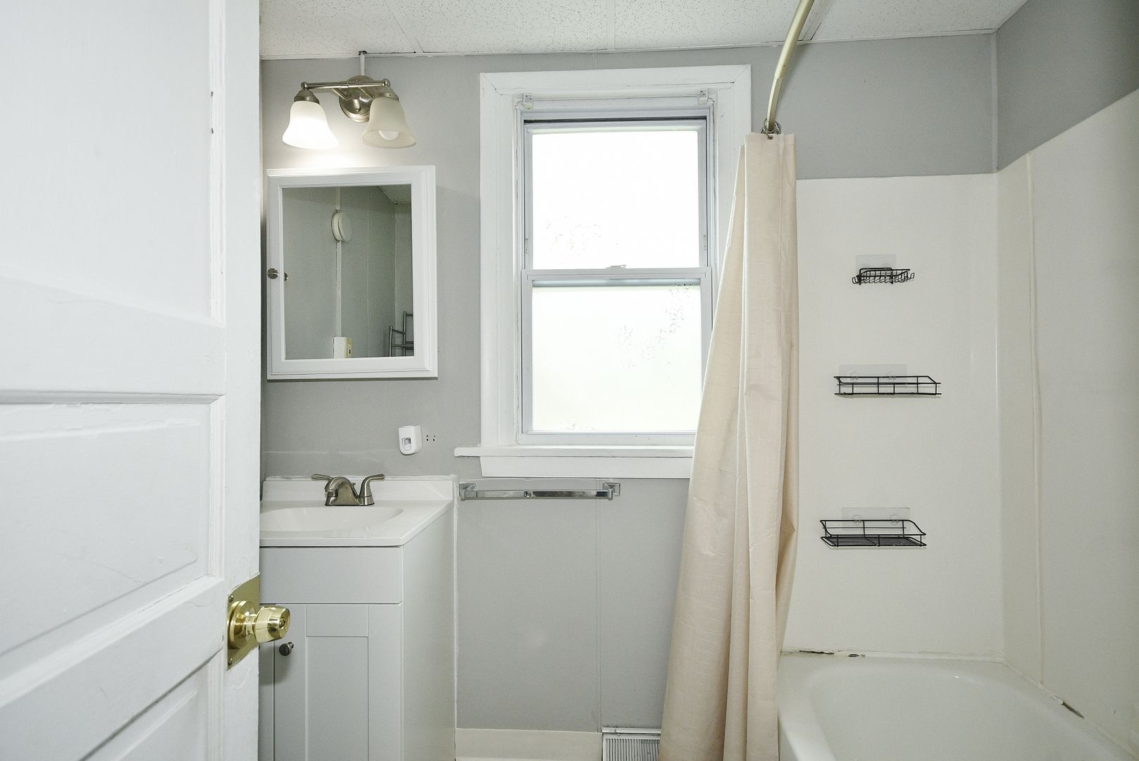 Building Photo - 1037 N 6th St