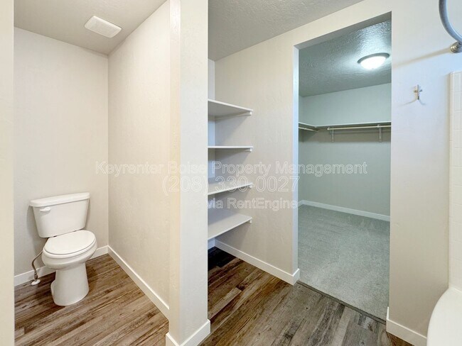 Building Photo - 3791 E Hags Head St