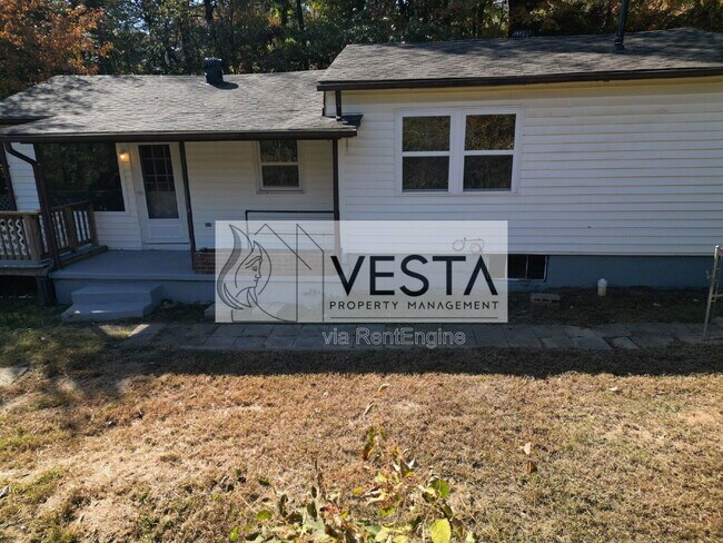 Building Photo - 78 Old Oak Hill Rd