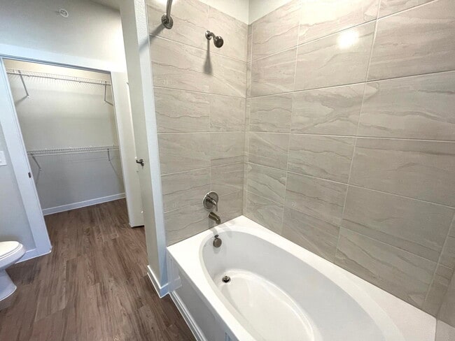 Building Photo - 5901 Co Rd 277