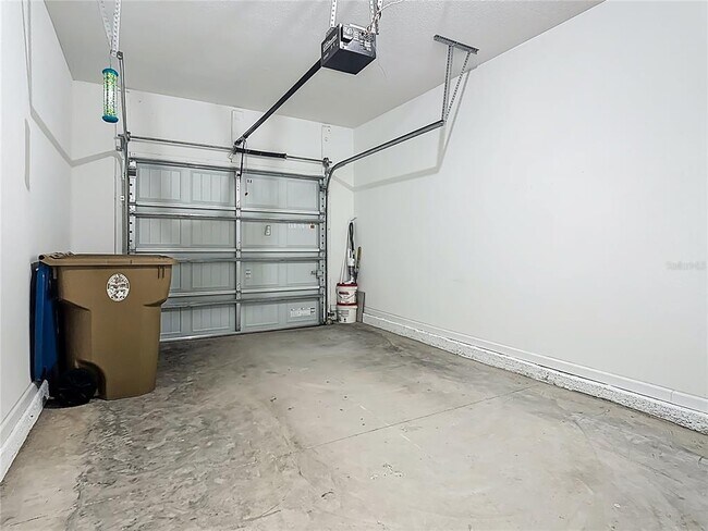 Building Photo - 373 Grand Pne Ln