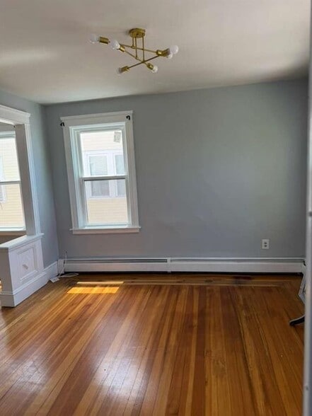 Building Photo - 304 Webster Ave