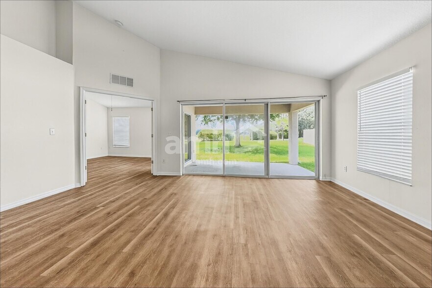Building Photo - 3348 Clover Blossom Cir