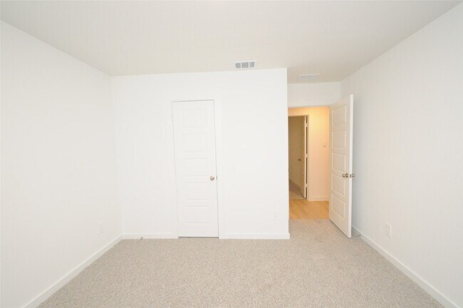 Building Photo - 1410 Island Grove Dr