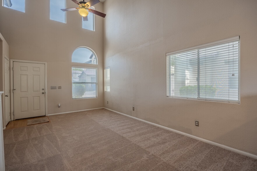 Building Photo - 10343 Keystone Pastures St