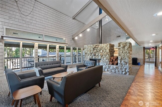 Building Photo - 6236 137th Pl NE