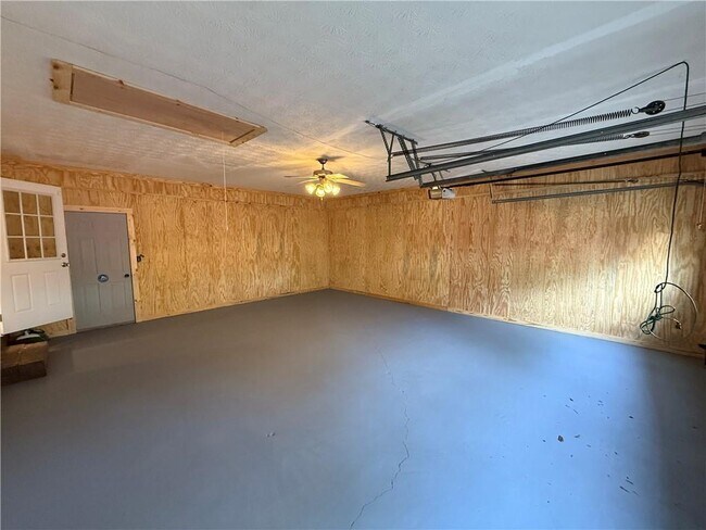 Building Photo - 7719 Glen Devon Rd