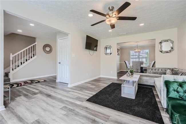 Building Photo - 3370 Flagstone Trce