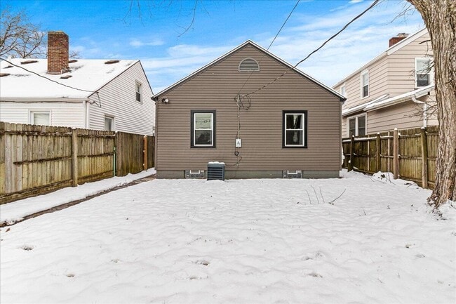 Building Photo - 1357 Genessee Ave