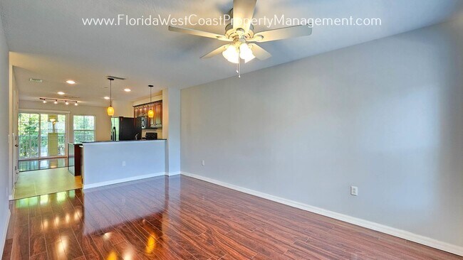 Building Photo - OUTSTANDING 2 Bedroom / 2.5 Bath / 2 Car Tandem Garage ! WILLOWBROOK- LAKEWOOD RANCH!