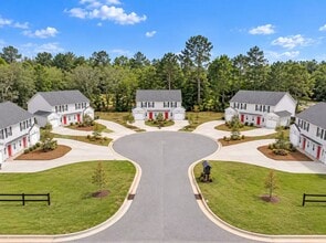 Building Photo - 129 Burgess Ln