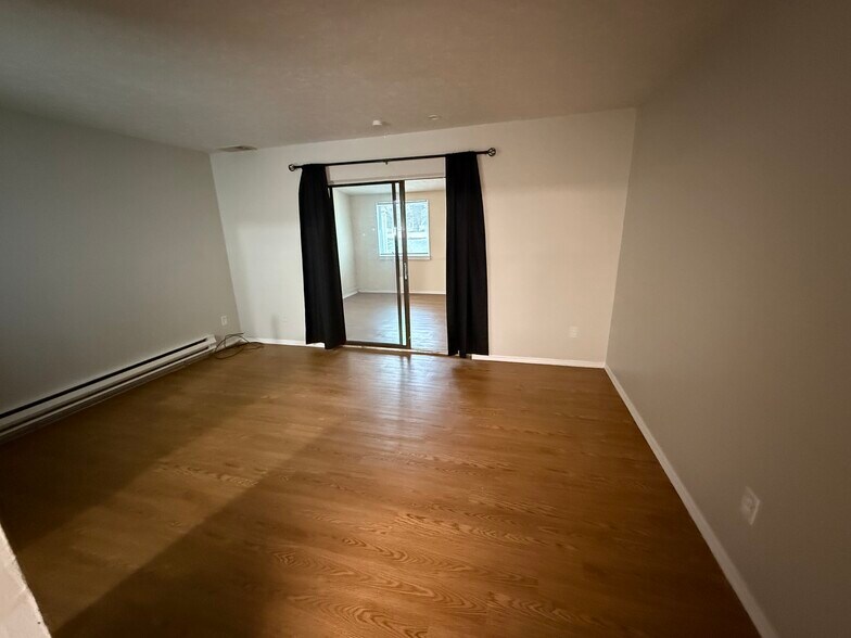 Building Photo - 5266 Grafton Rd