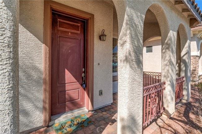 Building Photo - 7017 Whipple Manor St