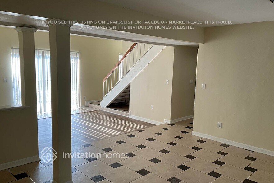 Building Photo - 3741 Linsbury St