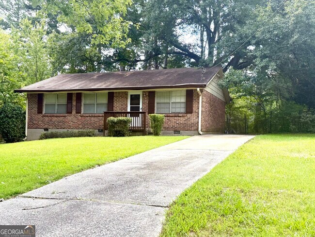 Primary Photo - 35 Darwin Dr