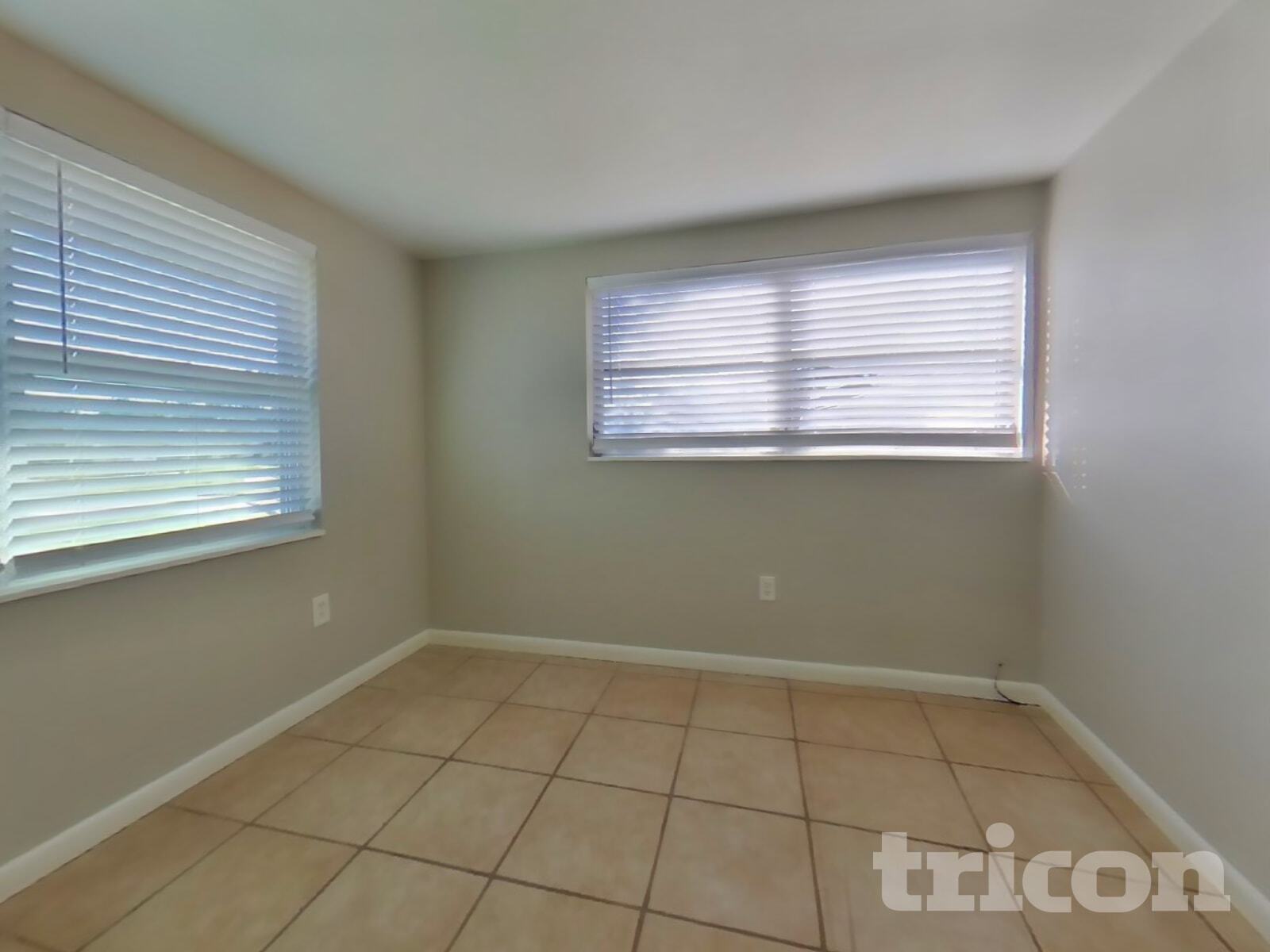 Building Photo - 2432 Breakwater Cir