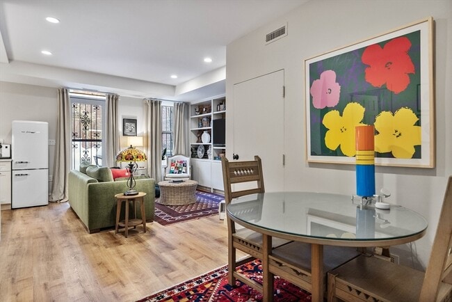 Building Photo - 93 Third St