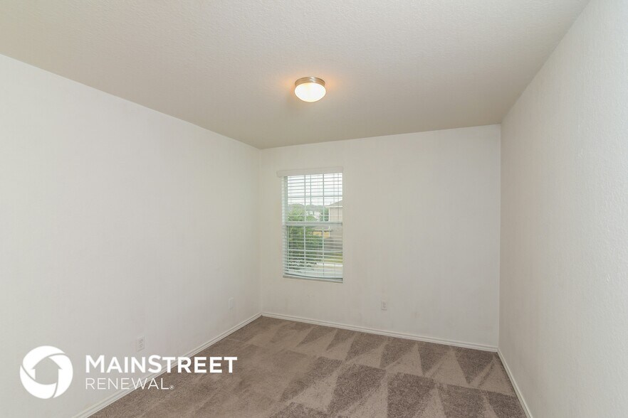 Building Photo - 13019 Strada Privata