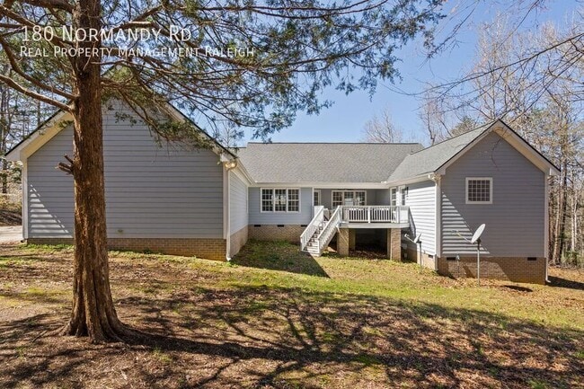 Building Photo - 180 Normandy Rd