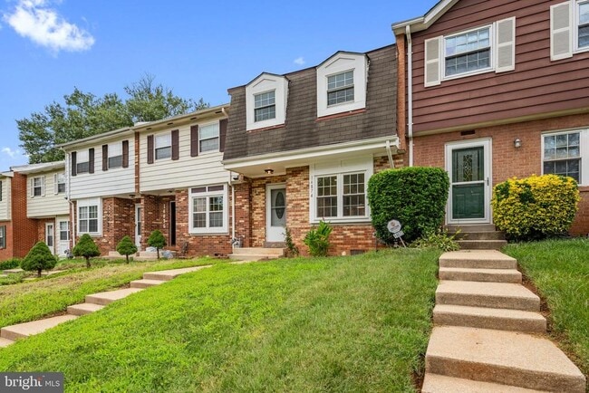 Building Photo - 14874 Emberdale Dr