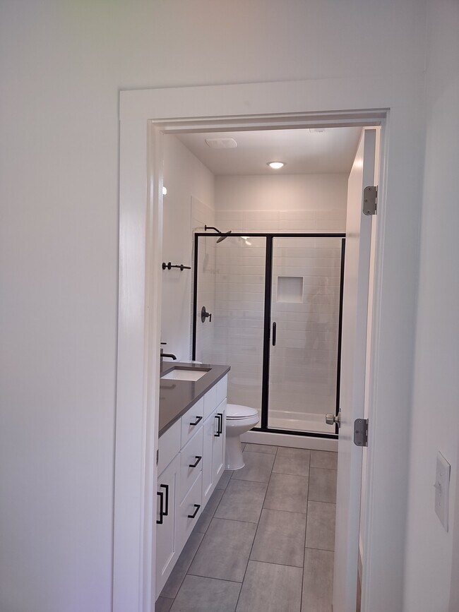 Building Photo - 1013 Page St