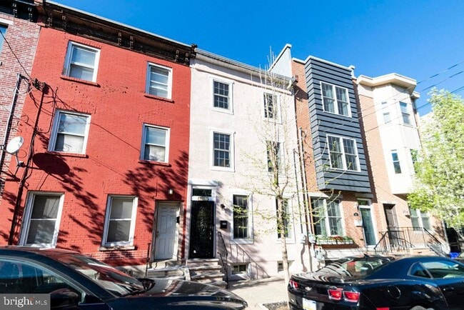 Building Photo - 2107 Carpenter St