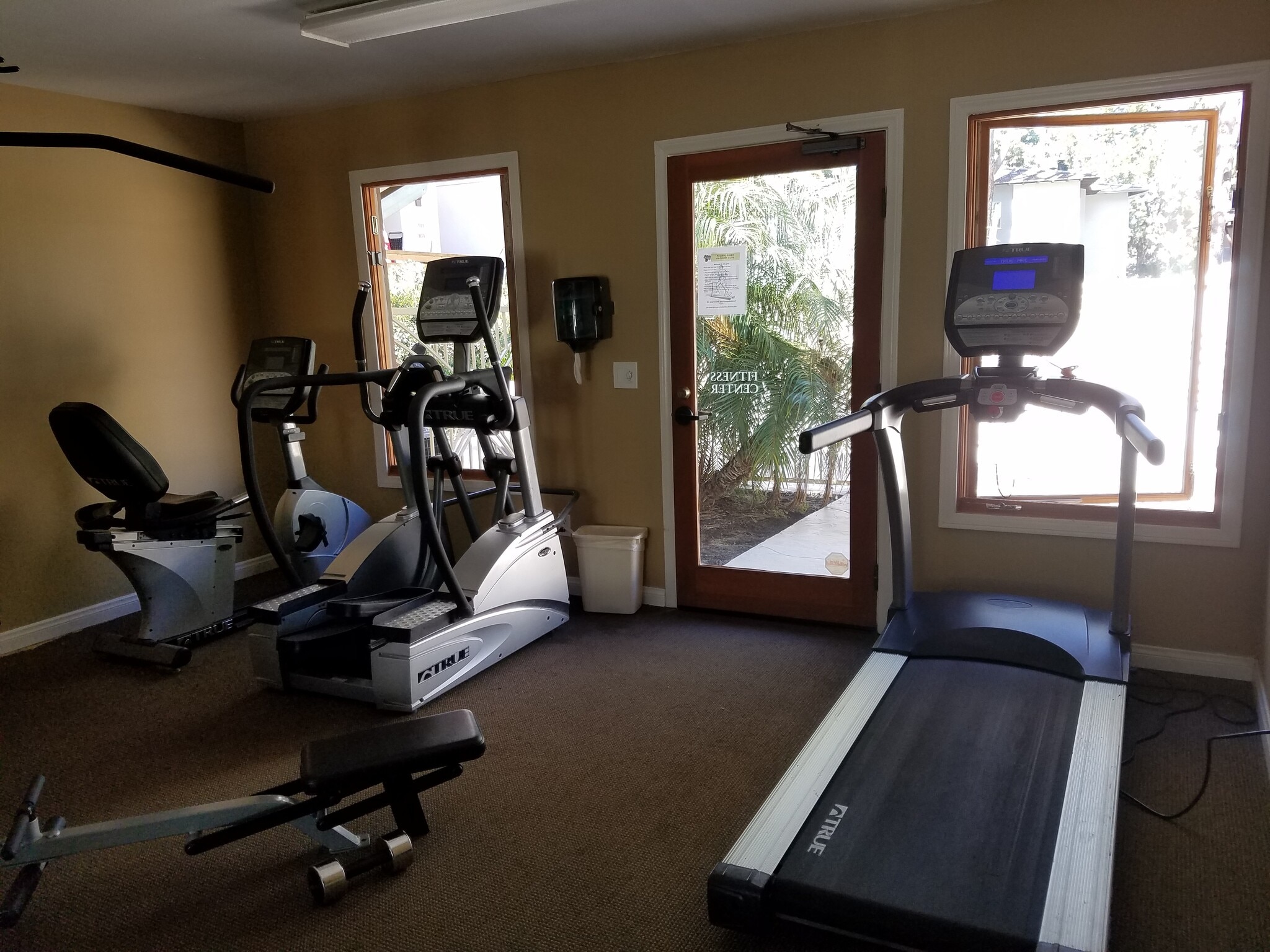 Building Photo - 1760 El Camino Real