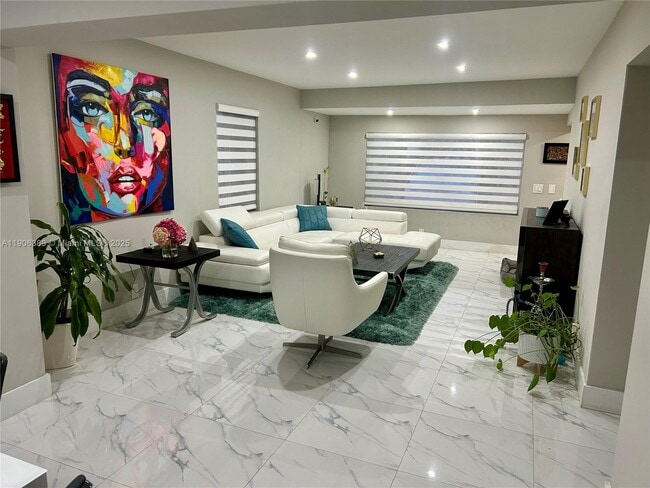 Building Photo - 13560 NW 2nd Ave