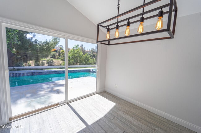 Building Photo - 11723 Porter Valley Dr