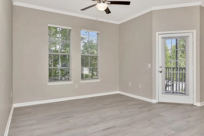 Building Photo - Charming 1BR with Natural Light