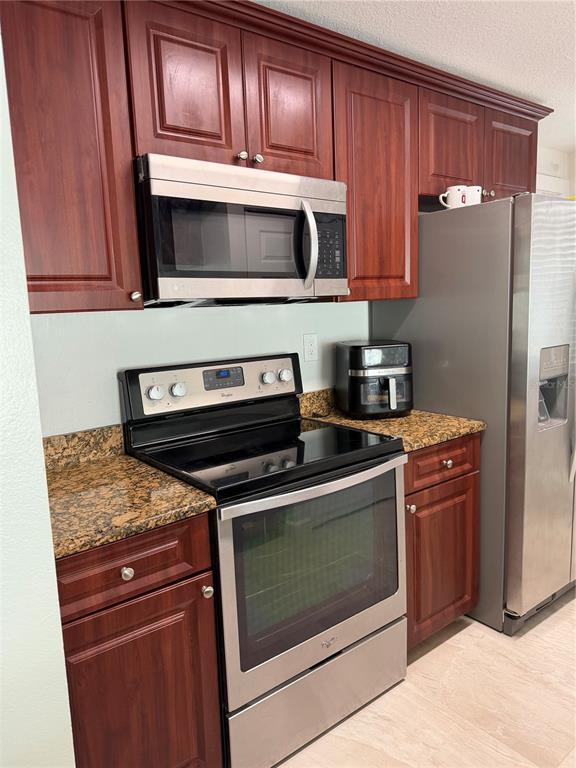 Building Photo - 1407 Piney Branch Cir