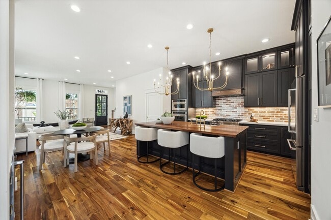 Building Photo - 1514 31st St