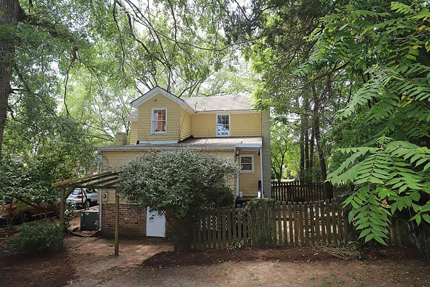 Building Photo - 119 Griffin Ave