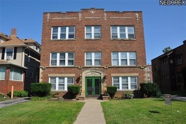 Primary Photo - 15126 Clifton Blvd
