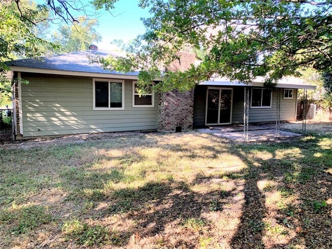 Building Photo - 10419 Quail Ridge Dr