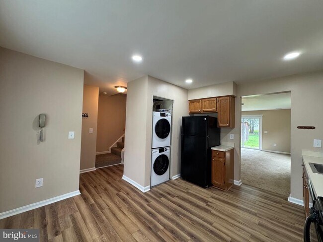 Building Photo - 10601 Greta Lynn Ct