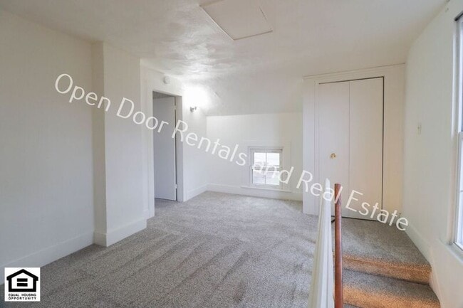 Building Photo - 9817 Stellhorn Rd