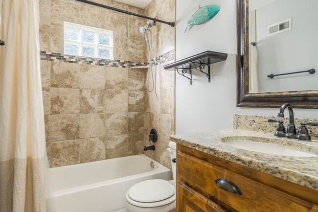 Building Photo - 4809 W 75th St