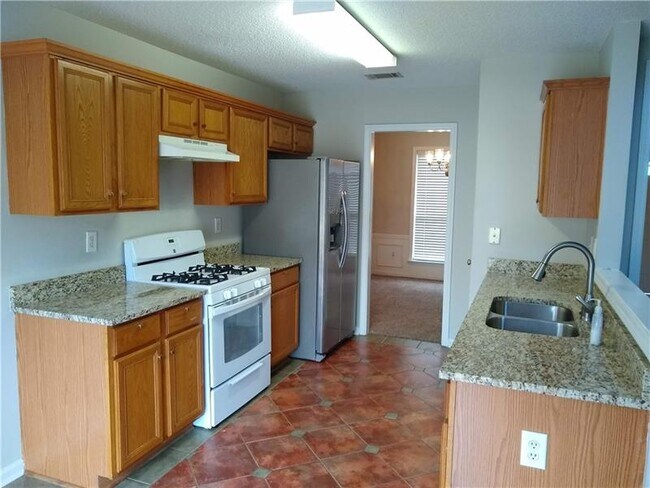 Building Photo - 409 Bottesford Dr NW