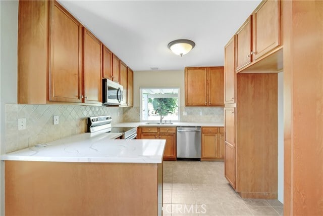 Building Photo - 10346 Alta Loma Dr