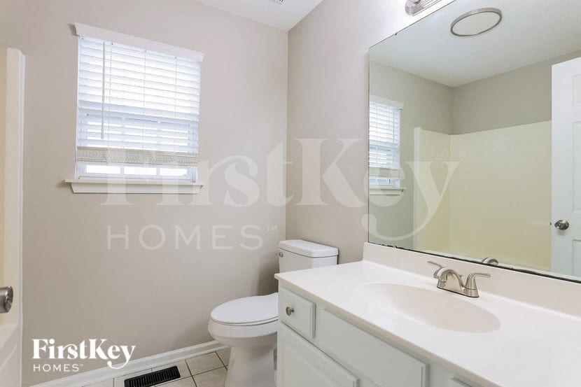 Building Photo - 8249 Hornwood Ct