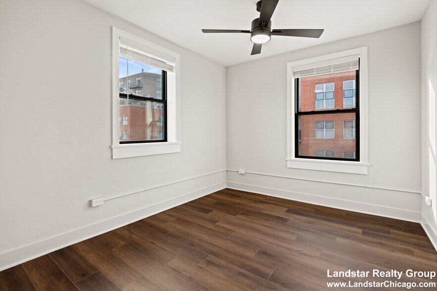 Building Photo - 1241 Chicago Ave