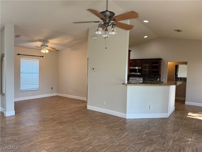 Building Photo - 91 Blackstone Dr