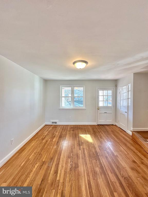 Building Photo - 206 Lynhaven Dr
