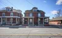 Building Photo - 646 Lincoln Way E